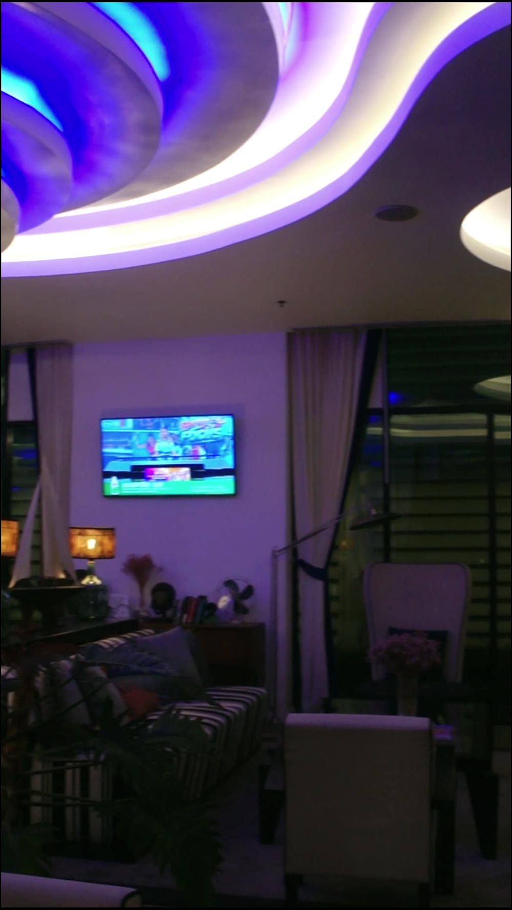Wave Hotel Pattaya gallery still 4